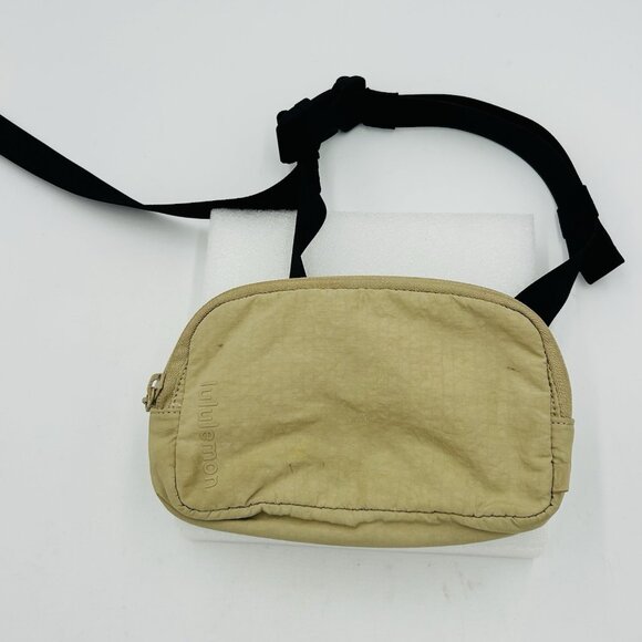Lululemon Tan Raw Linen Everywhere Belt Bag Fanny Pack Black Strap - Picture 1 of 6